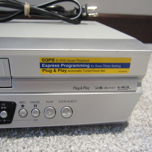 JVC Hi-Fi 4 Head VCR HR-J693U VHS with AV Cables *No Remote* Tested - Works - Picture 5 of 15